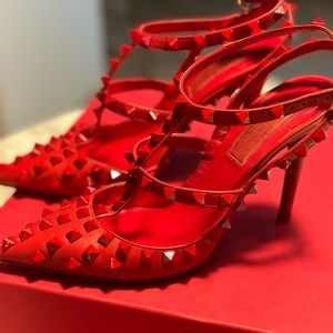 VALENTINO Red Rockstud SIZE 36.5
